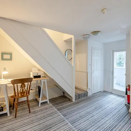 Warrington House-uk48465 펜션 손턴 데일