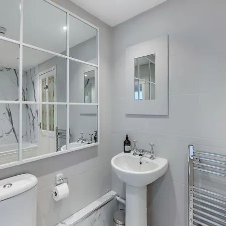Warrington House-uk48465 펜션 손턴 데일