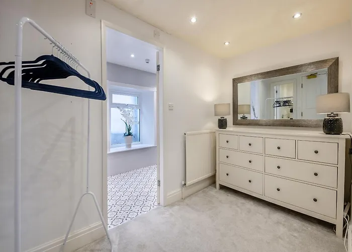 Warrington House-uk48465 *